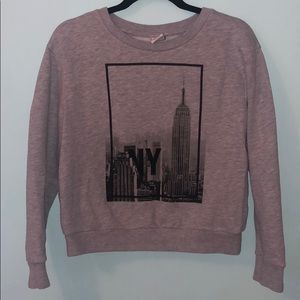 NY sweatshirt